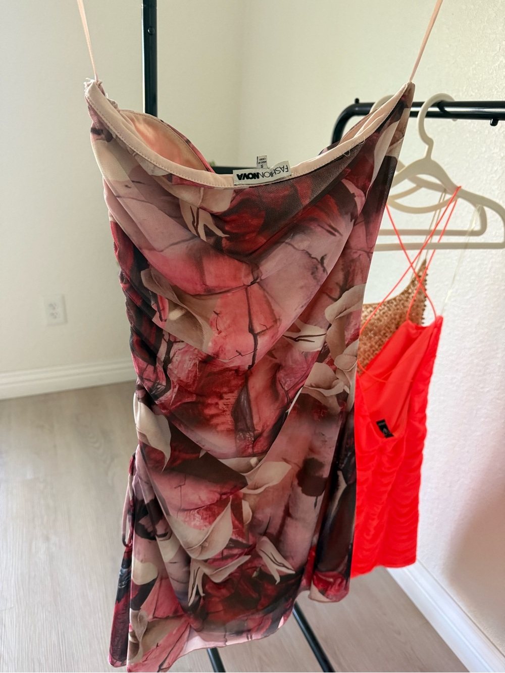 Women’s Pink strapless Dress